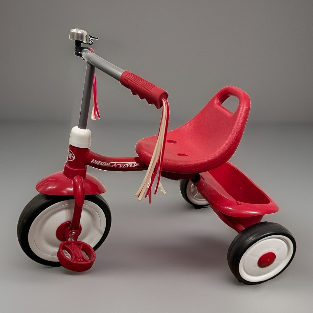 RADIO FLYER FOLD 2 GO TRIKE BUCKET STEEL FRAME PLASTIC PEDALS 416T USED
